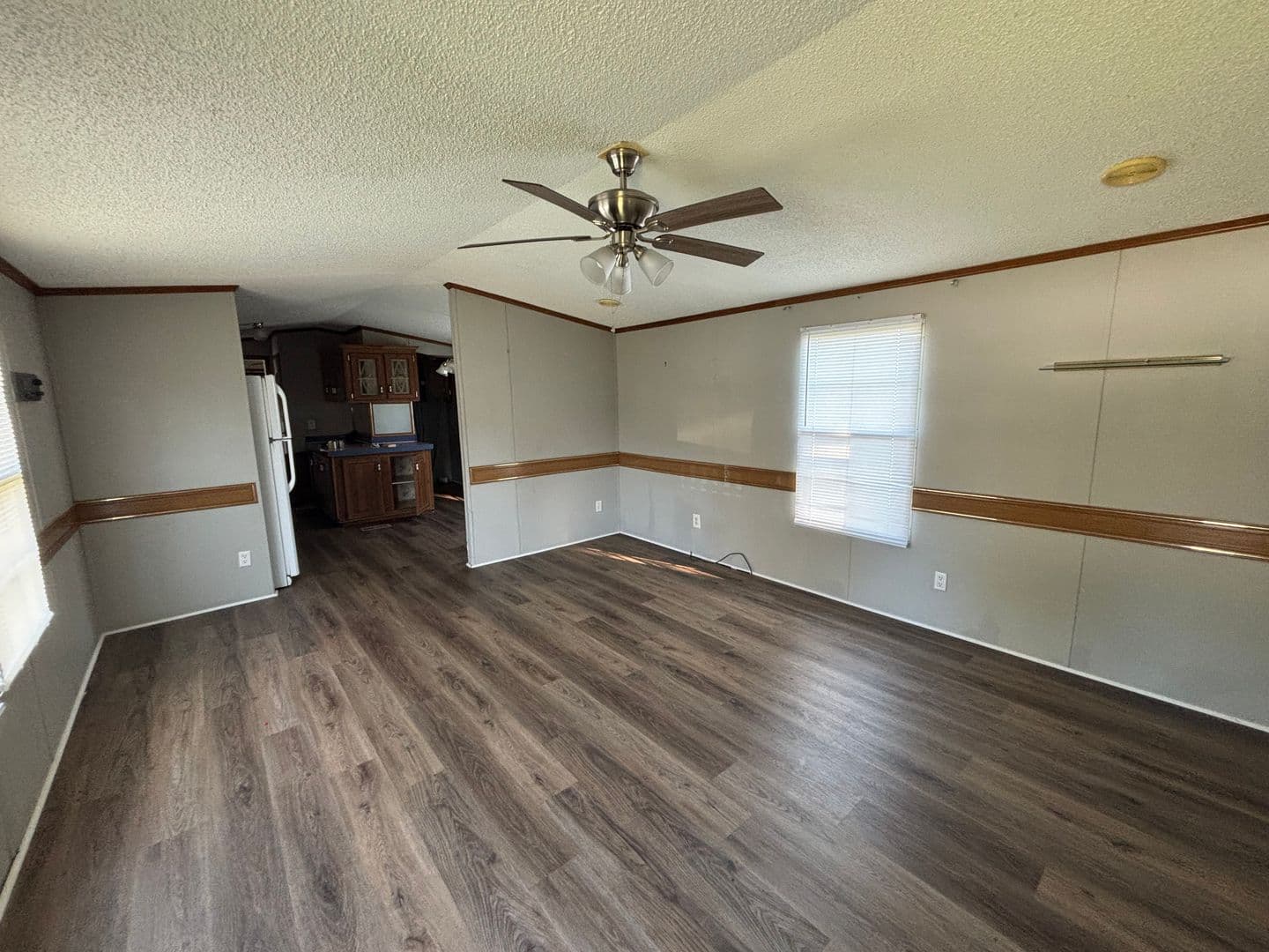 Kinston House: 1435 Village Creek Drive