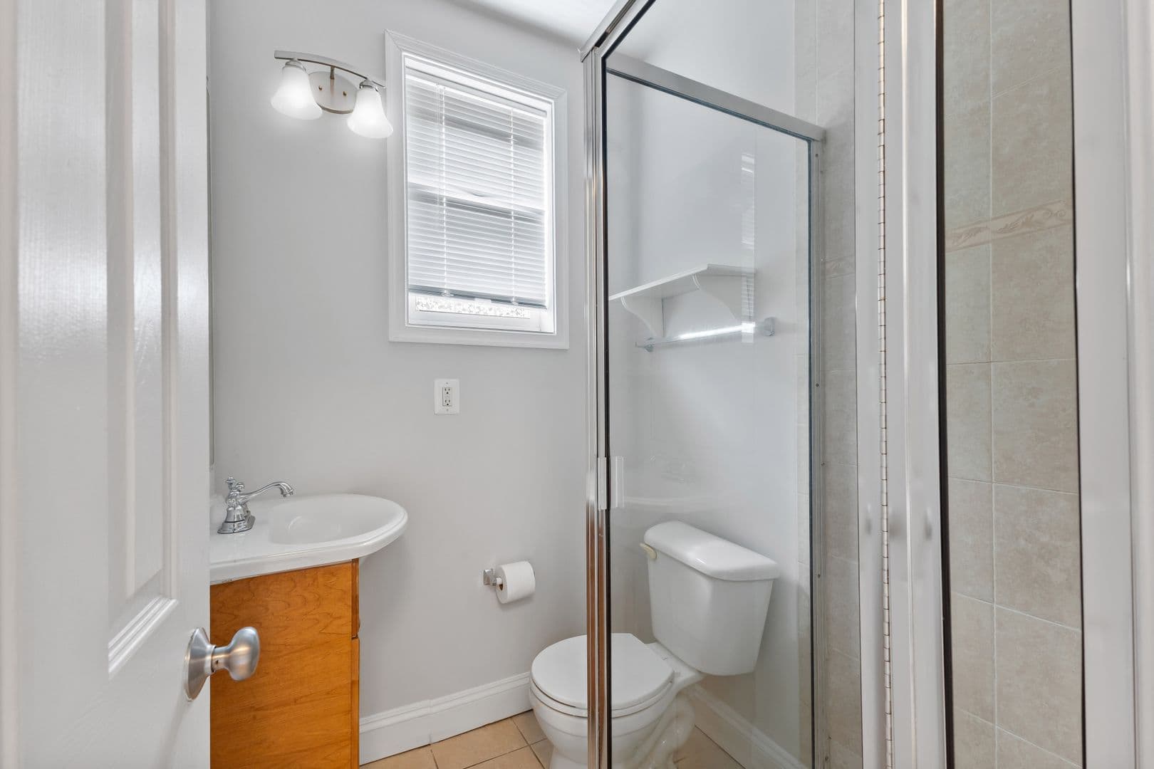 Severna Park Apartment: 321 Magothy Road