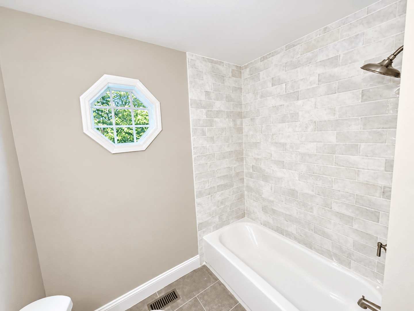 Severna Park House: 160 Barbara Road