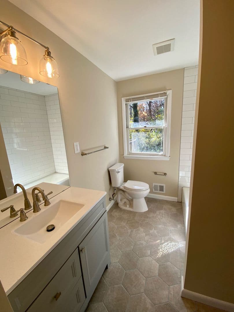 Severna Park House: 908 Country Terrace