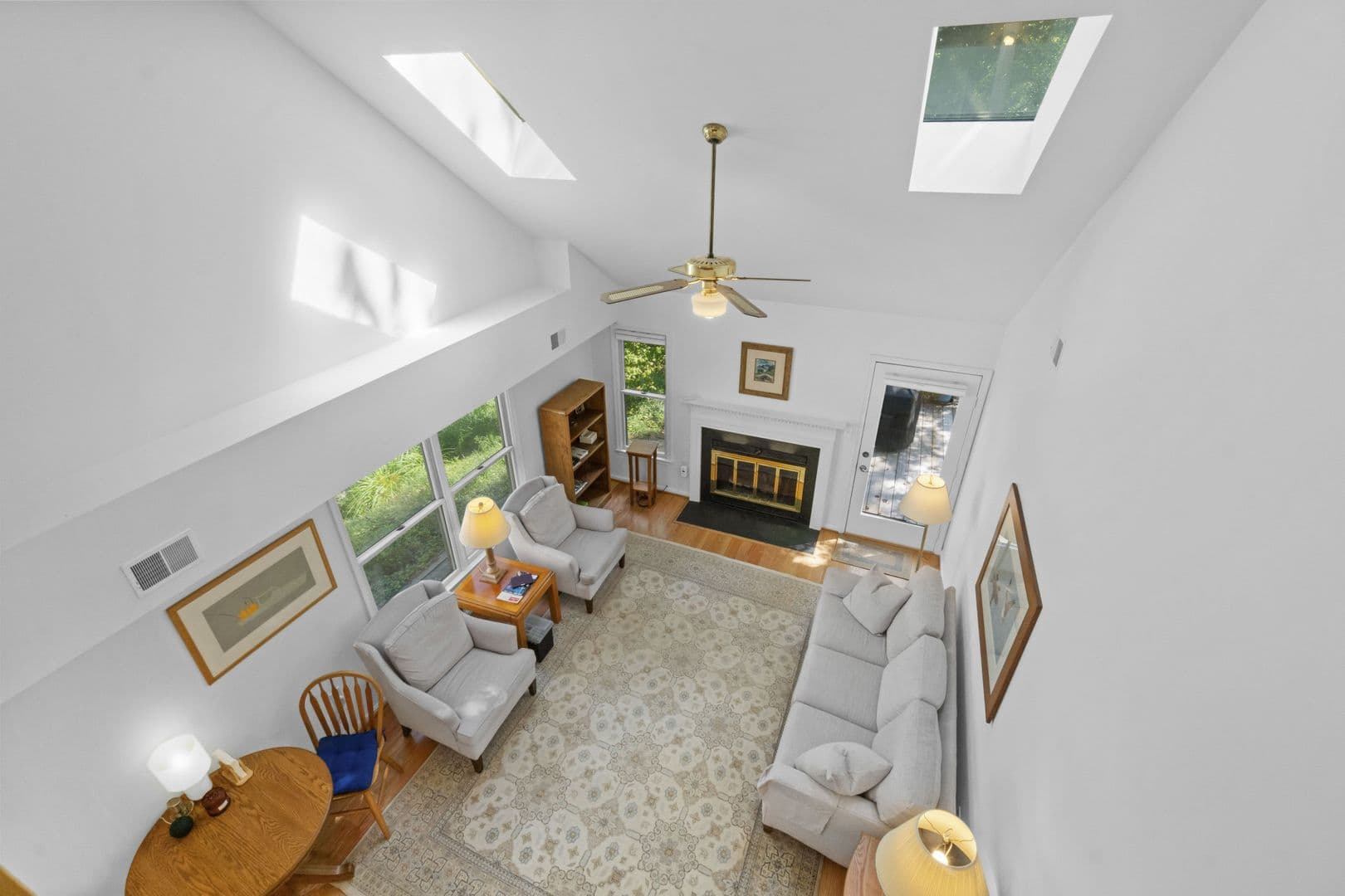 Annapolis House: 709 Sydney Terrace