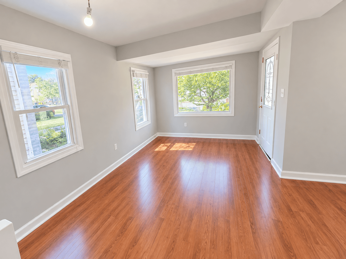 Annapolis House: 407 Oaklawn Avenue