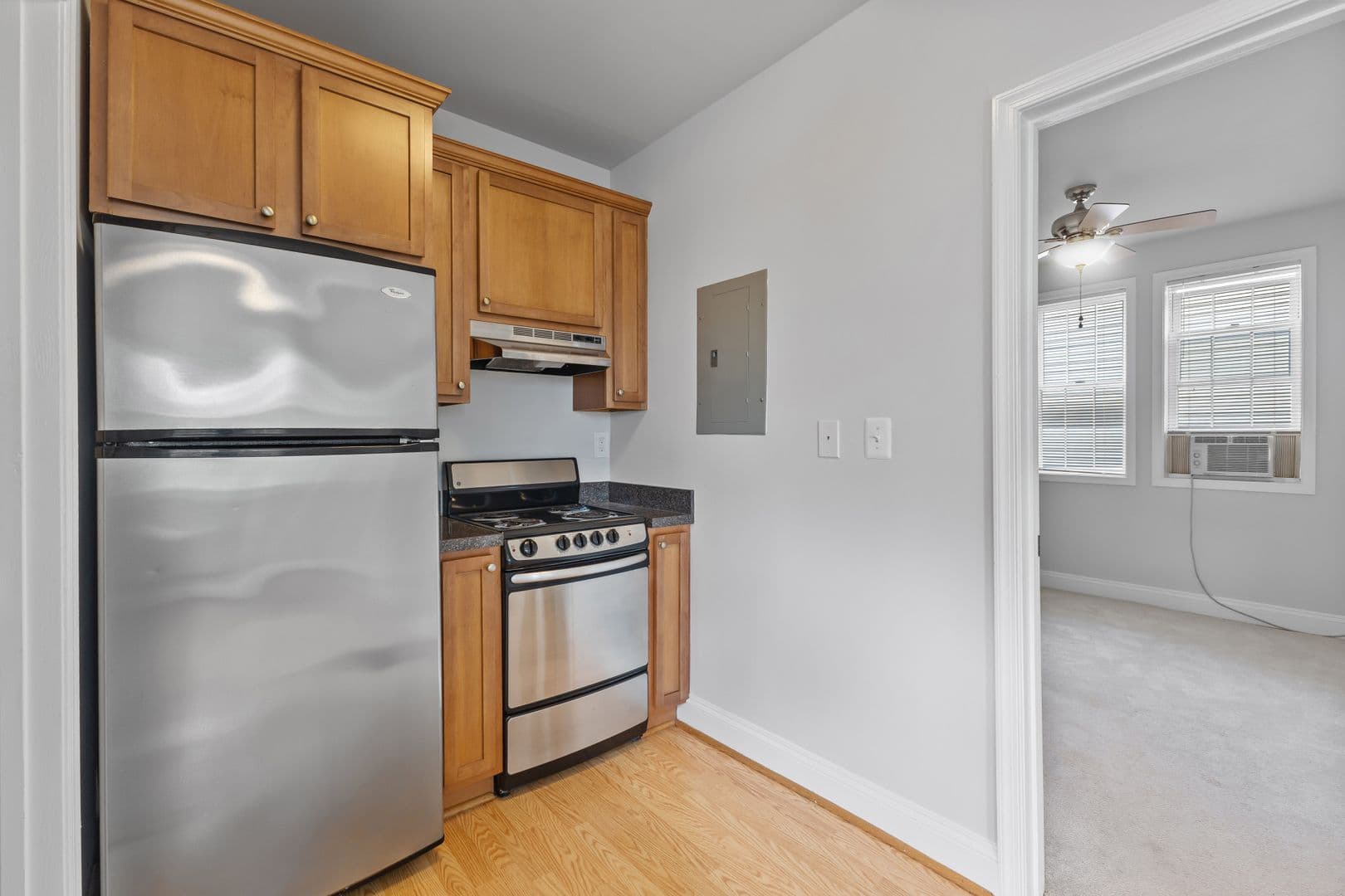 Severna Park Apartment: 321 Magothy Road