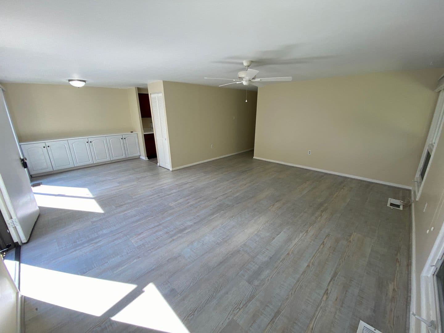 Glen Burnie House: 518 West Court