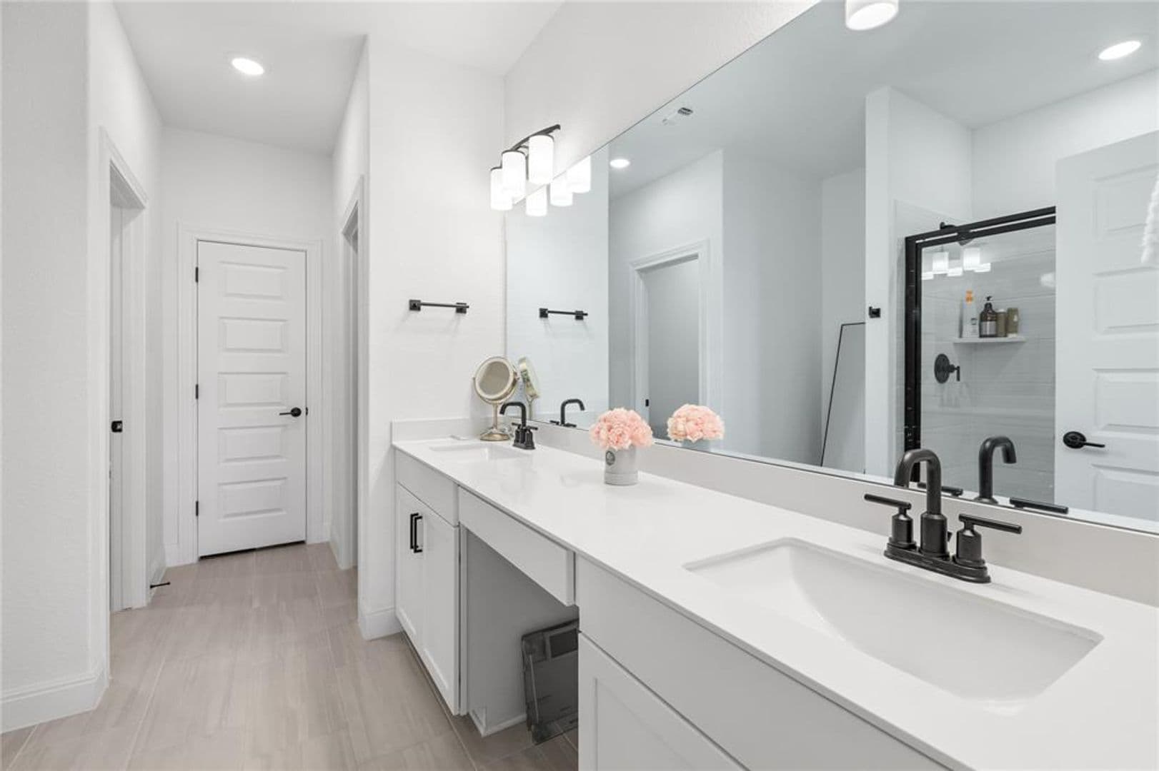 Manor House: 12120 Paseo De Los Lagos Ln