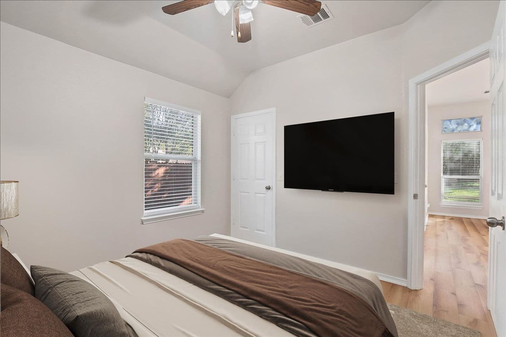 Austin House: 409 Carismatic Lane
