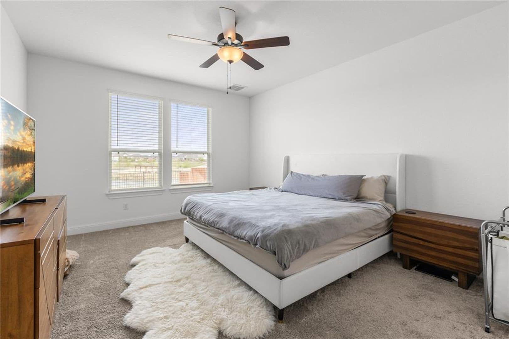 Manor House: 12120 Paseo De Los Lagos Ln
