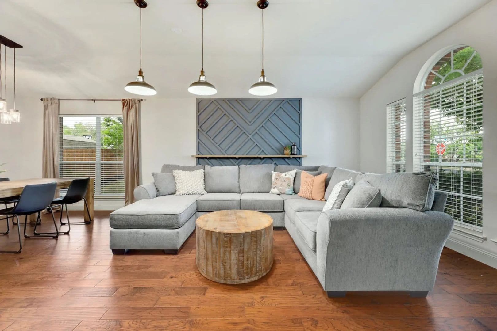 Austin House: 13344 Tamayo Dr, Austin, TX 78729