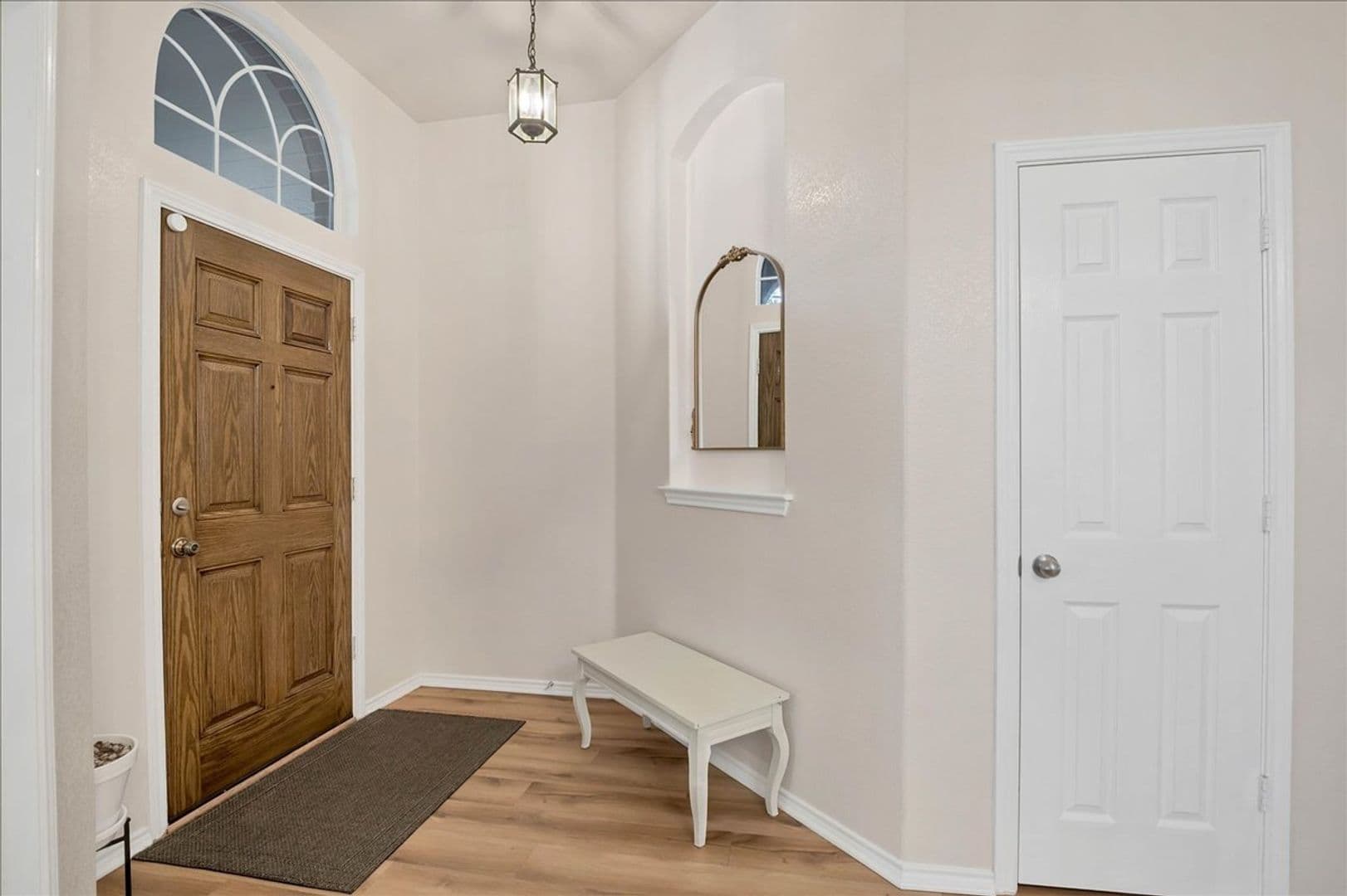 Austin House: 409 Carismatic Lane