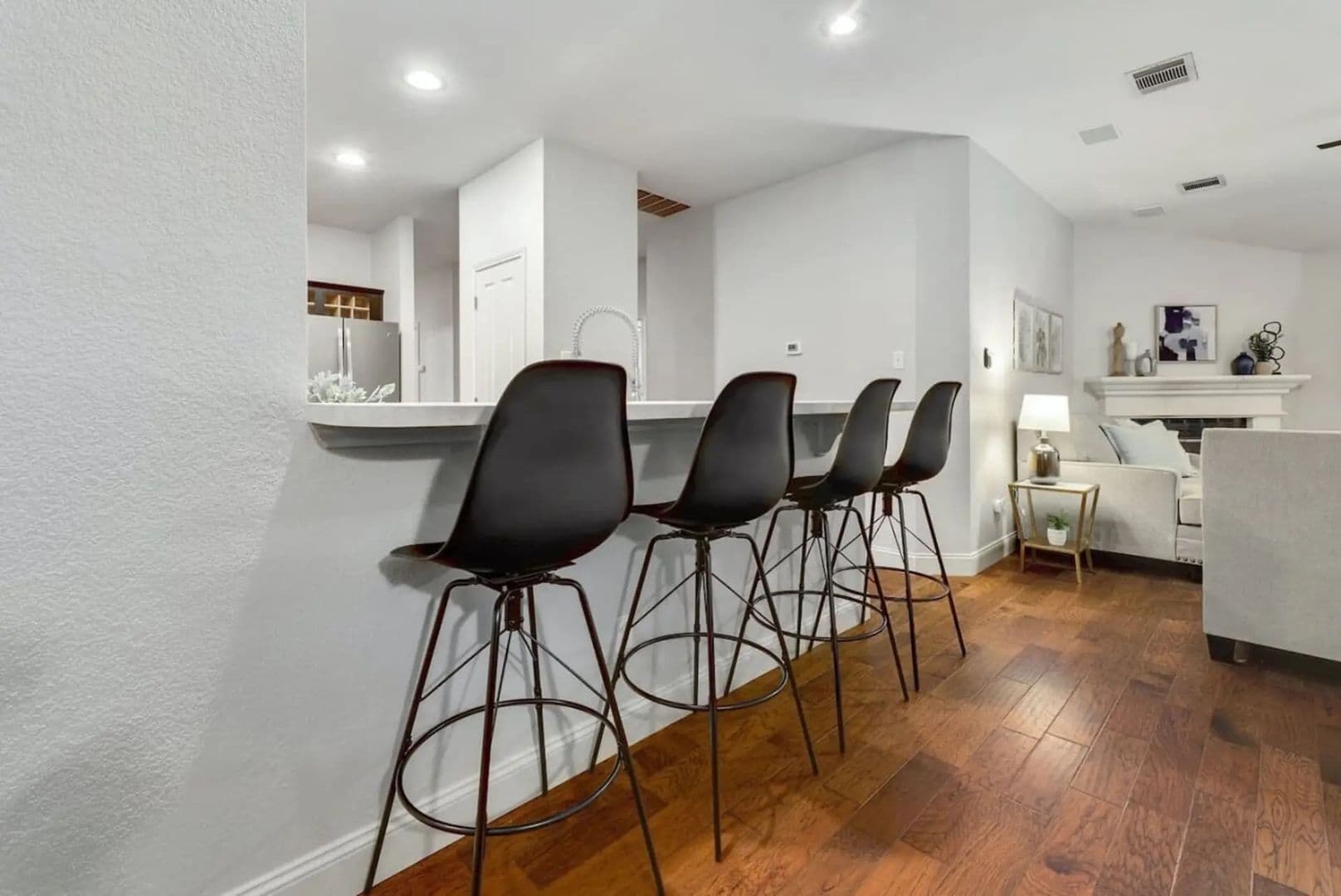 Austin House: 13344 Tamayo Dr, Austin, TX 78729