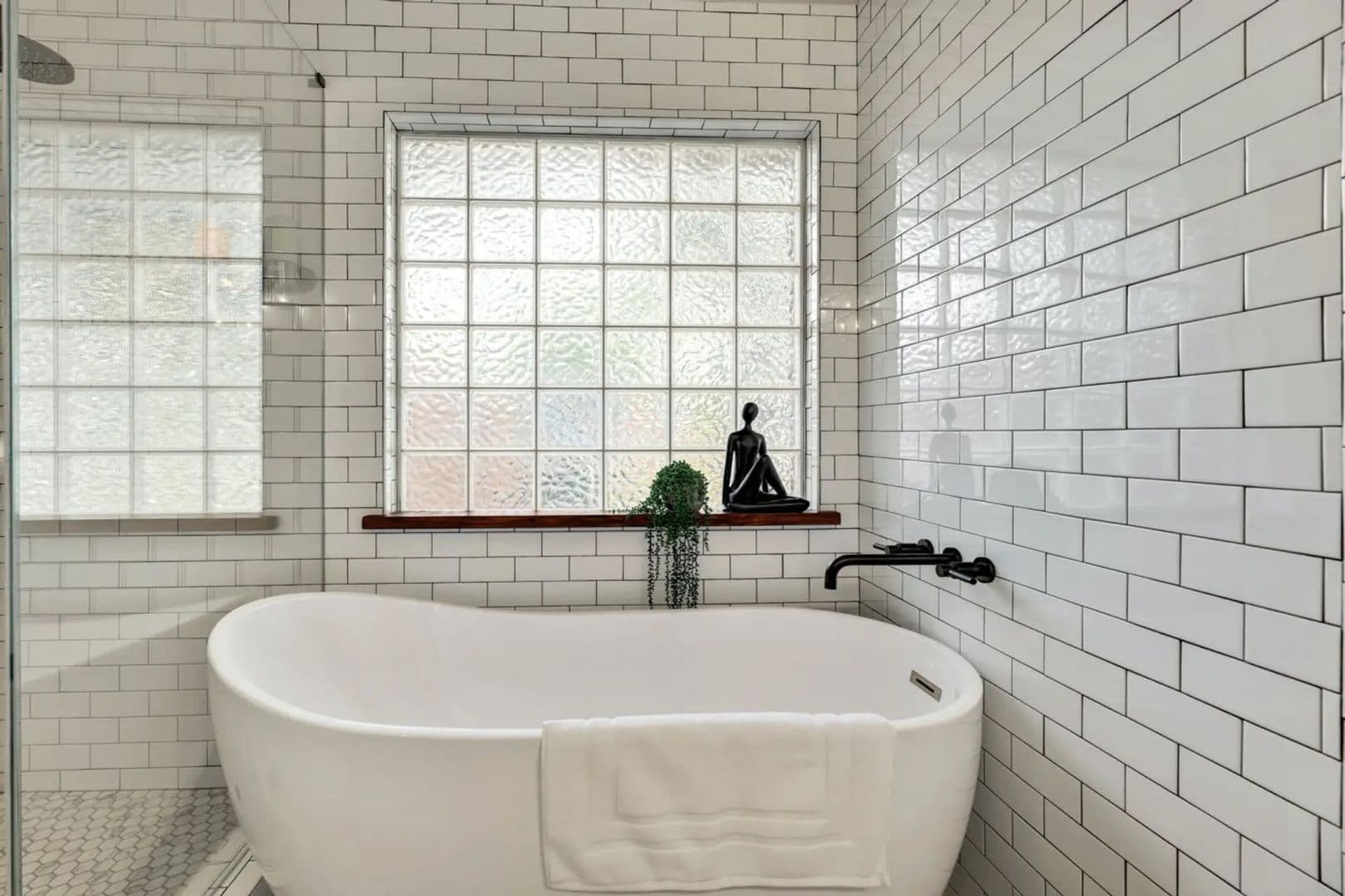 Austin House: 13344 Tamayo Dr, Austin, TX 78729