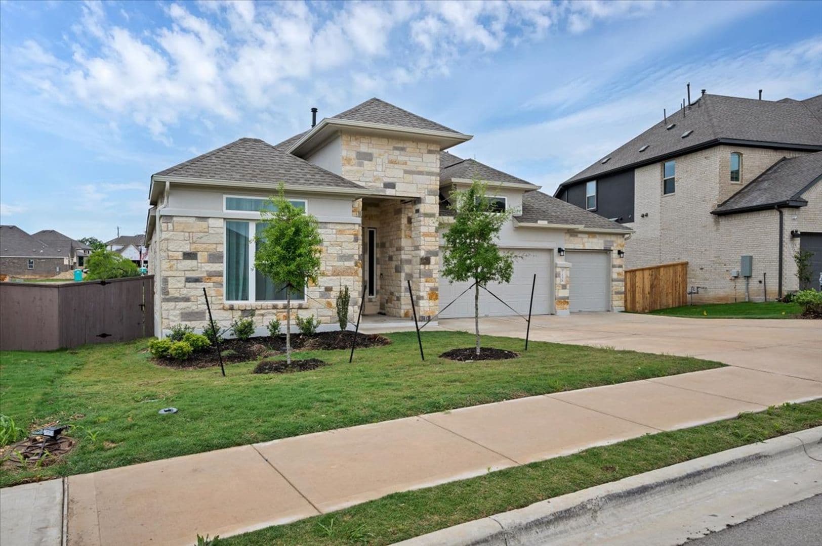 Kyle House: 135 Independence Dr