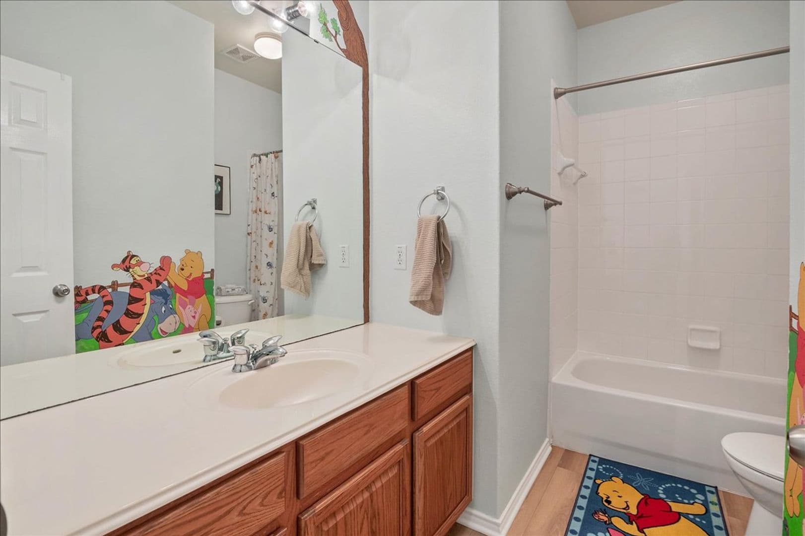 Austin House: 409 Carismatic Lane