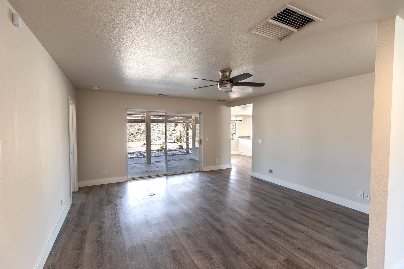 Yucca Valley House: 9039 Hermosa Avenue