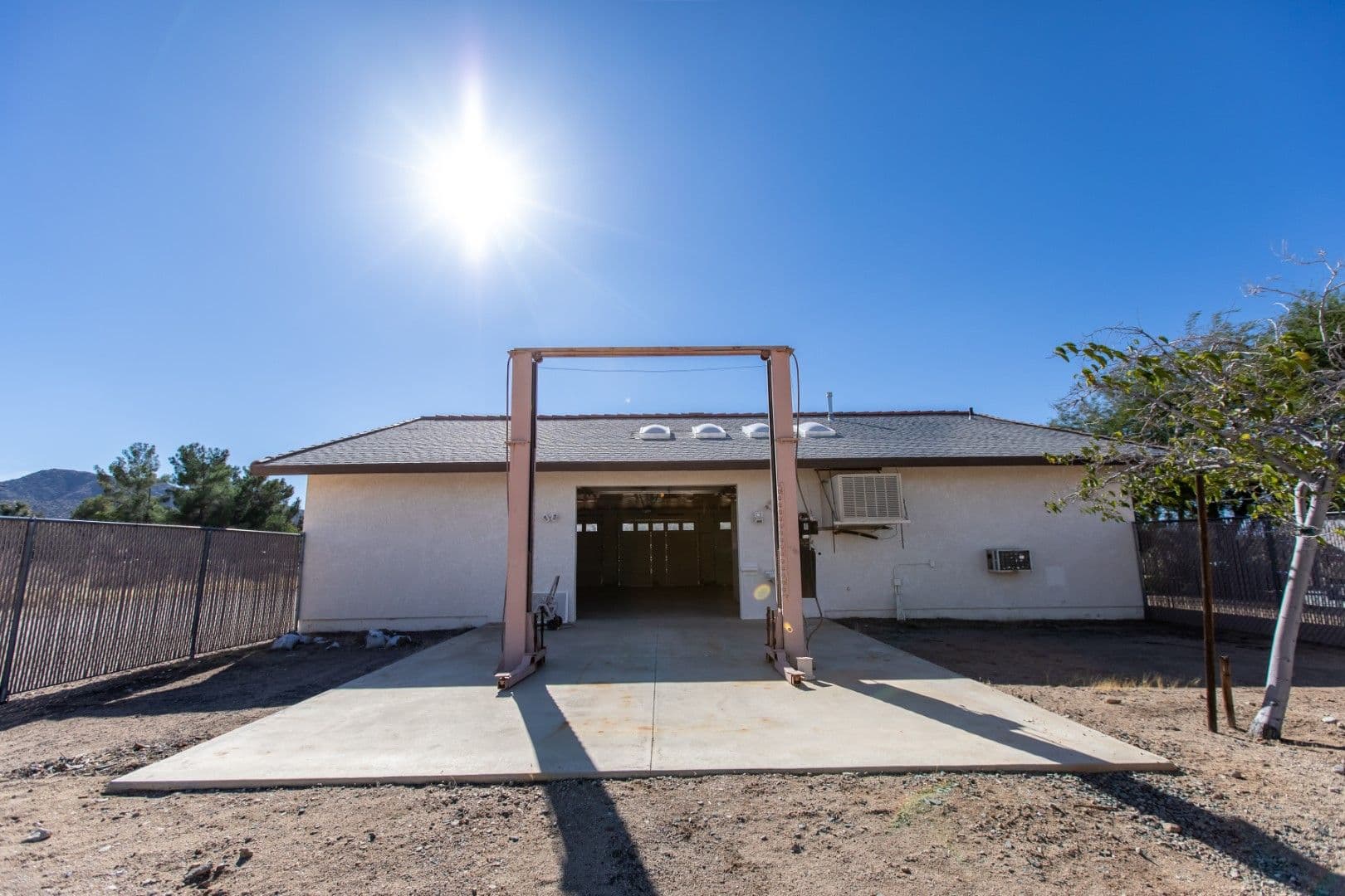 Yucca Valley House: 9039 Hermosa Avenue
