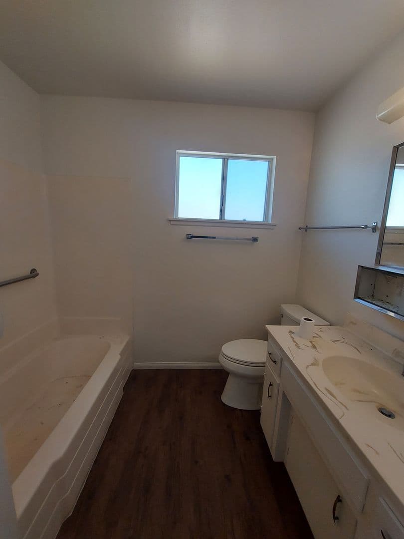 Yucca Valley Apartment: 7333 Barberry Avenue