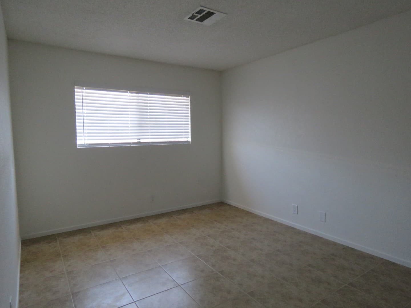 Yucca Valley Apartment: 7595 Kickapoo Trail