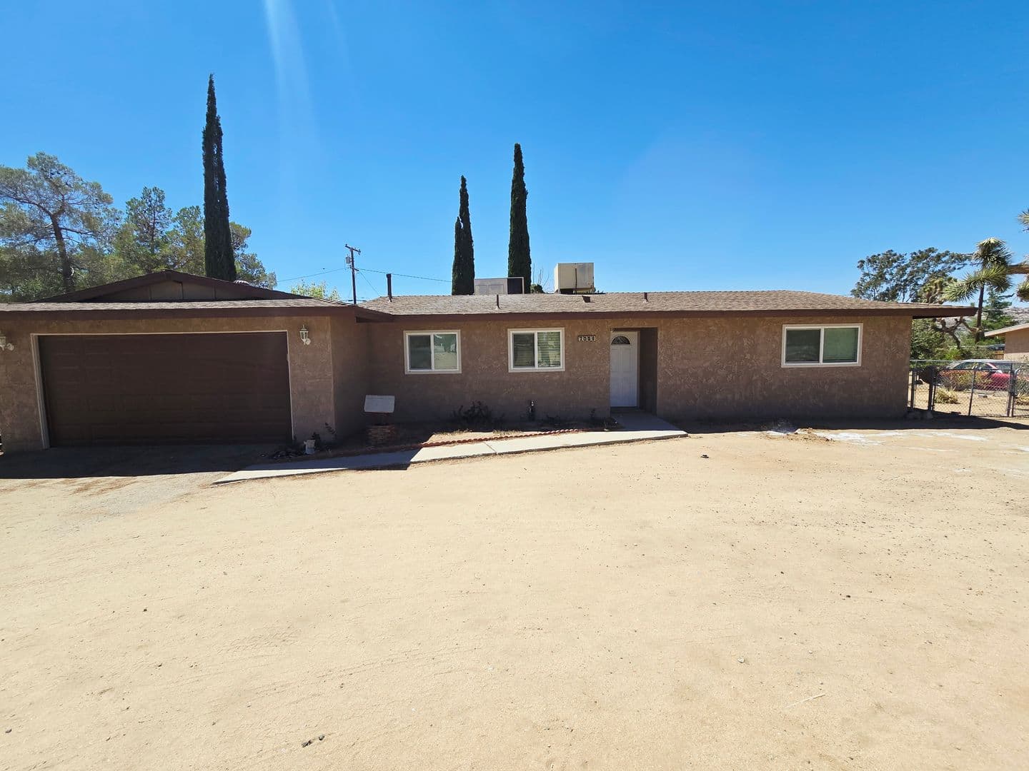 Yucca Valley House: 7058 Hanford Avenue