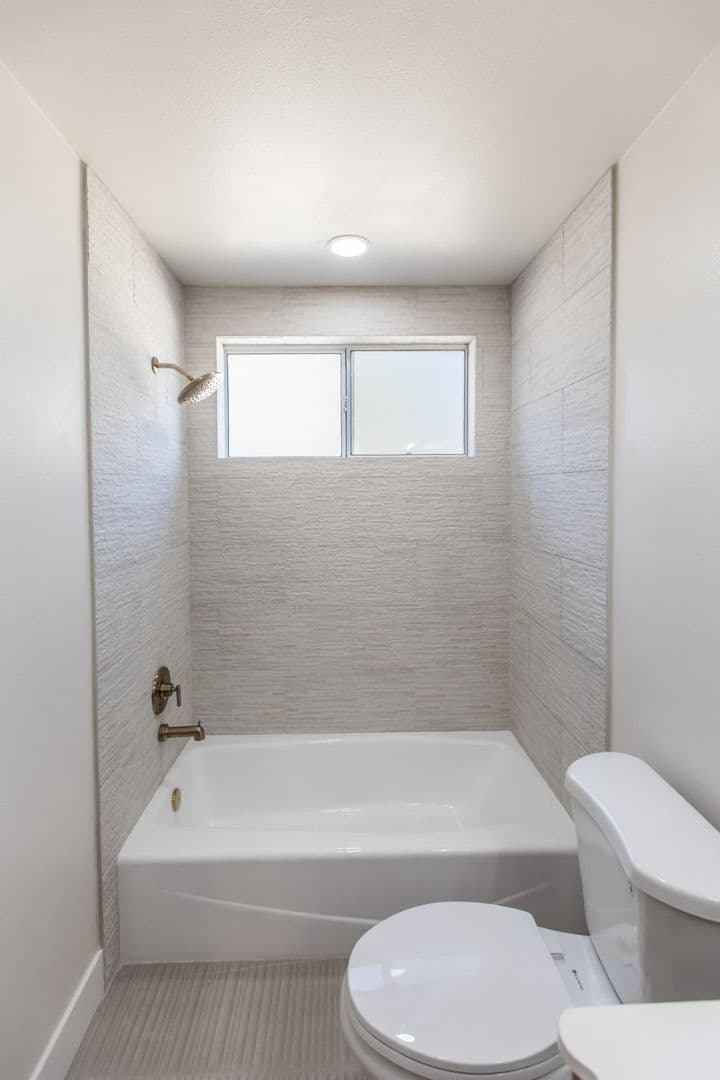Yucca Valley House: 9039 Hermosa Avenue