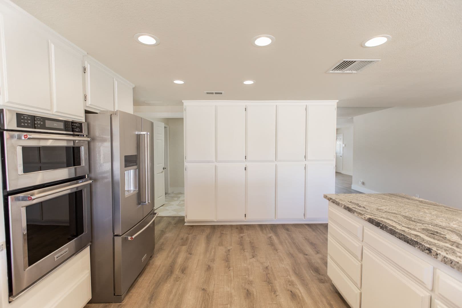 Yucca Valley House: 9039 Hermosa Avenue
