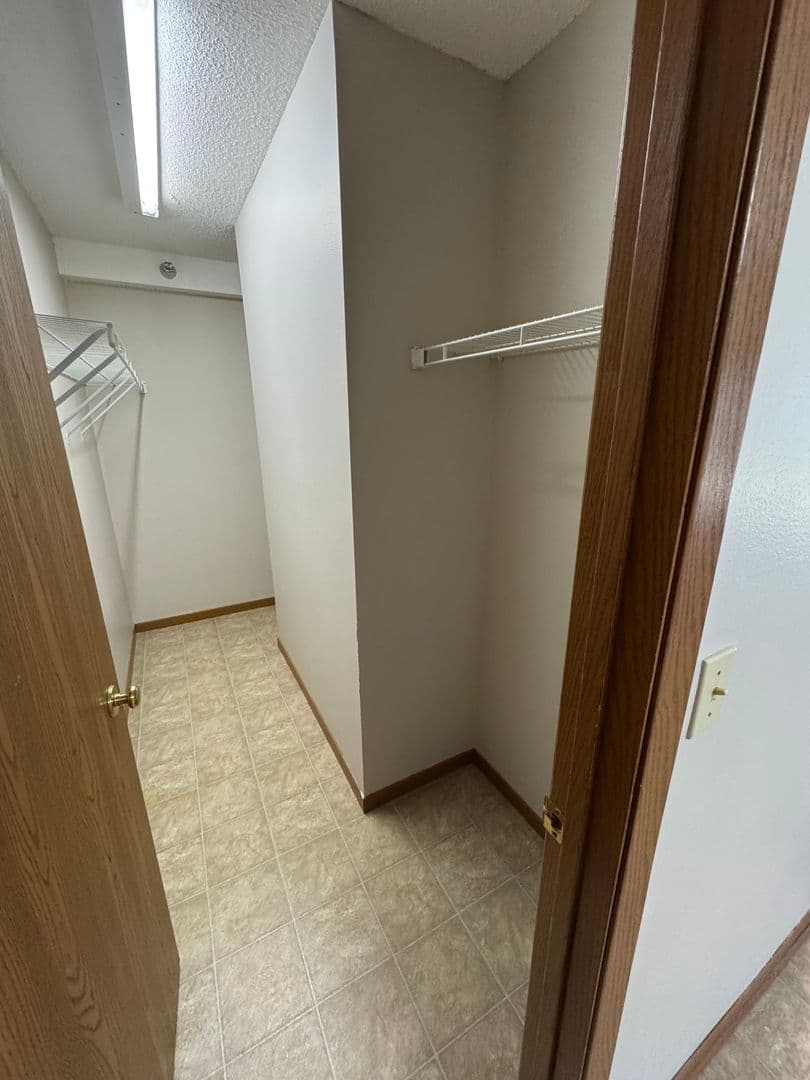 West Des Moines Apartment: 2625 Vine Street