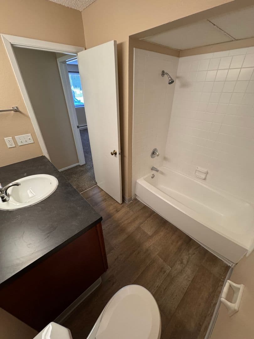 Waukee Apartment: 395 4th Street
