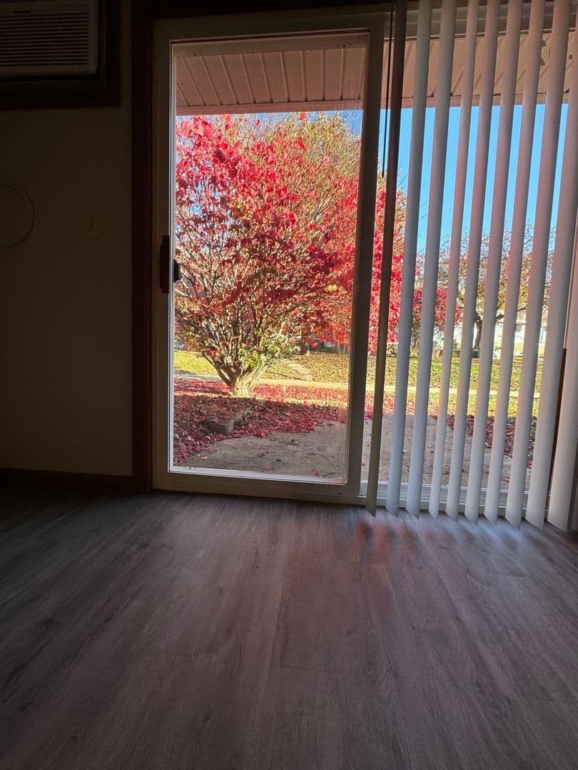 West Des Moines Apartment: 2625 Vine Street