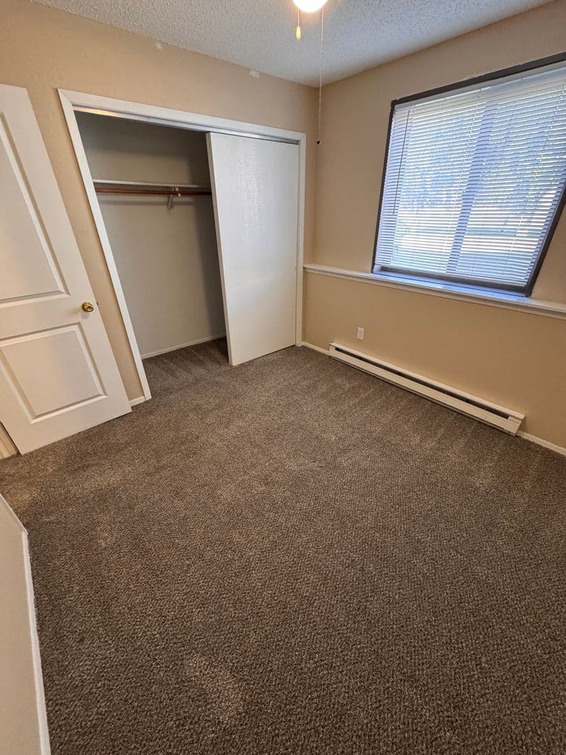 Waukee Apartment: 395 4th Street