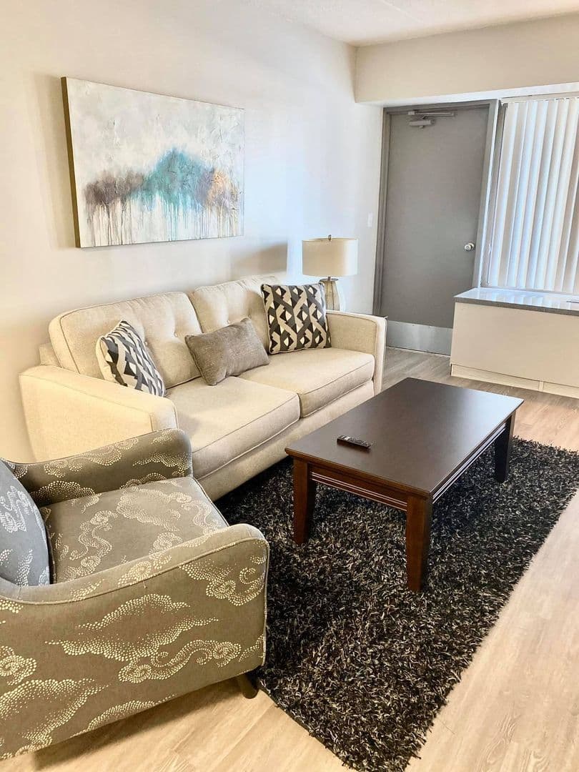 Des Moines Apartment: 2270 Bell Ave