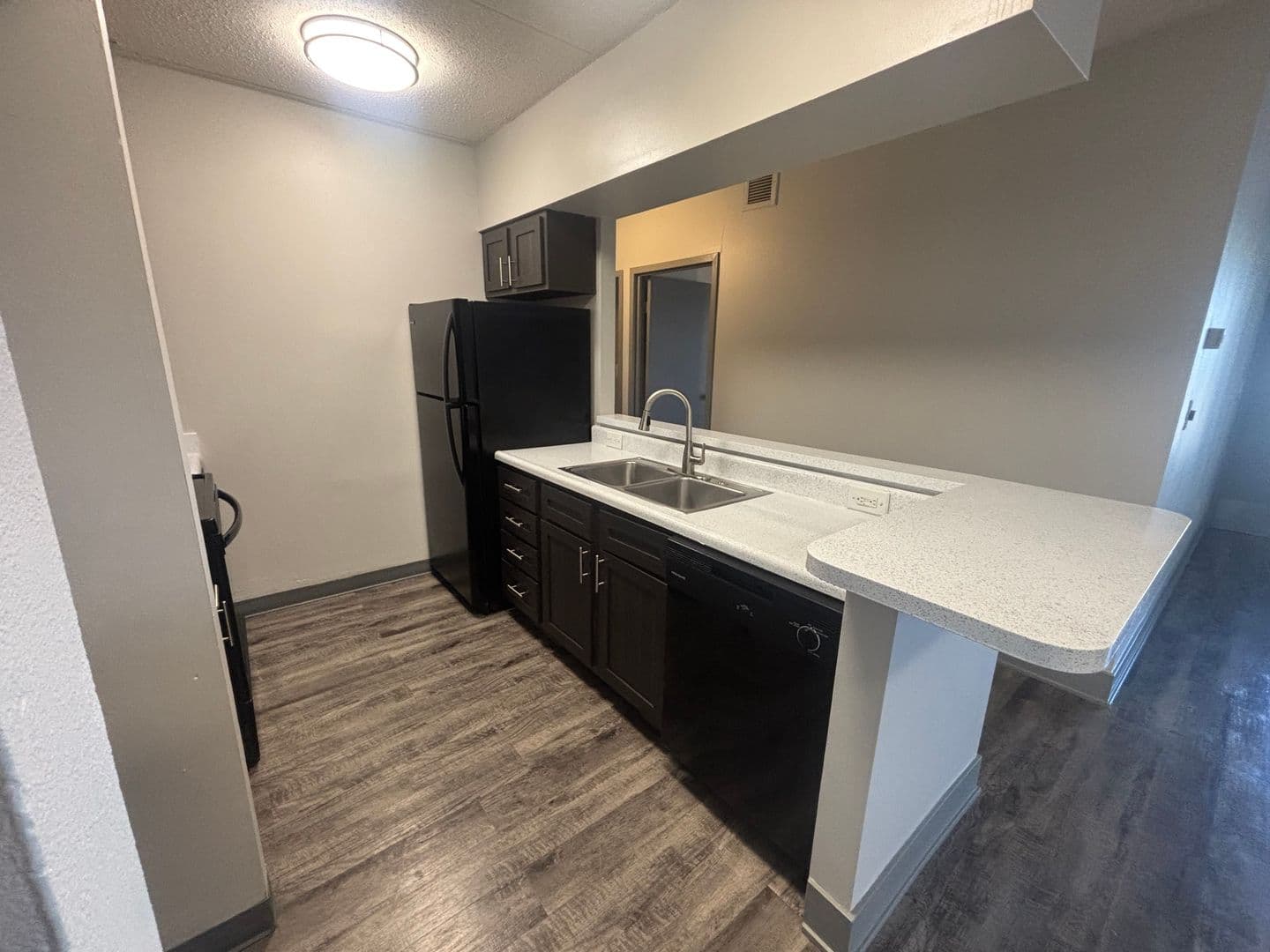 Des Moines Apartment: 2270 Bell Ave