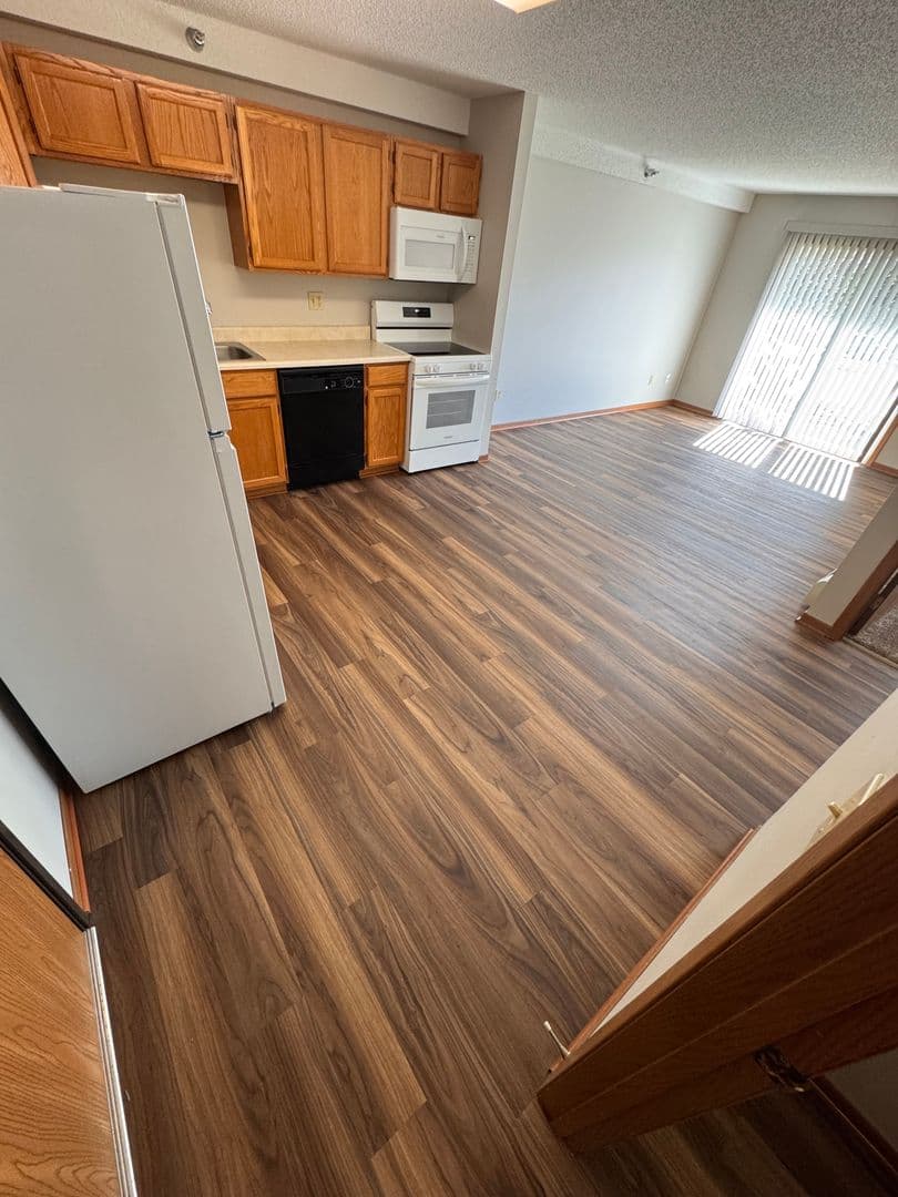 West Des Moines Apartment: 2625 Vine Street