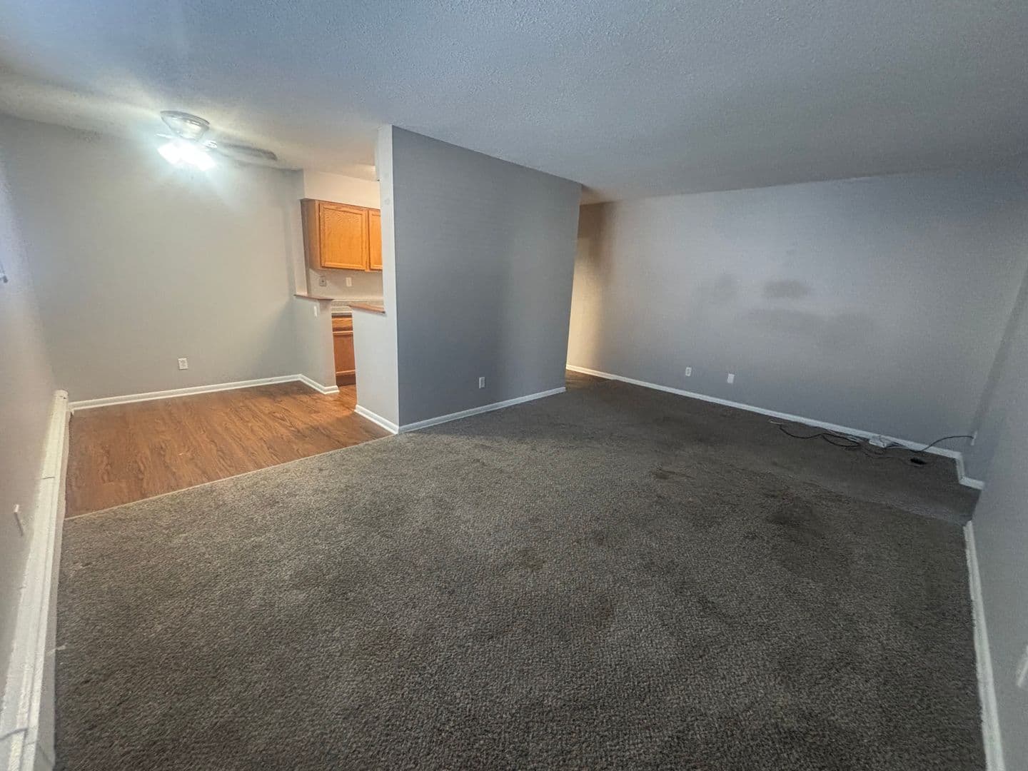 Urbandale Apartment: 7715 Hickman Road