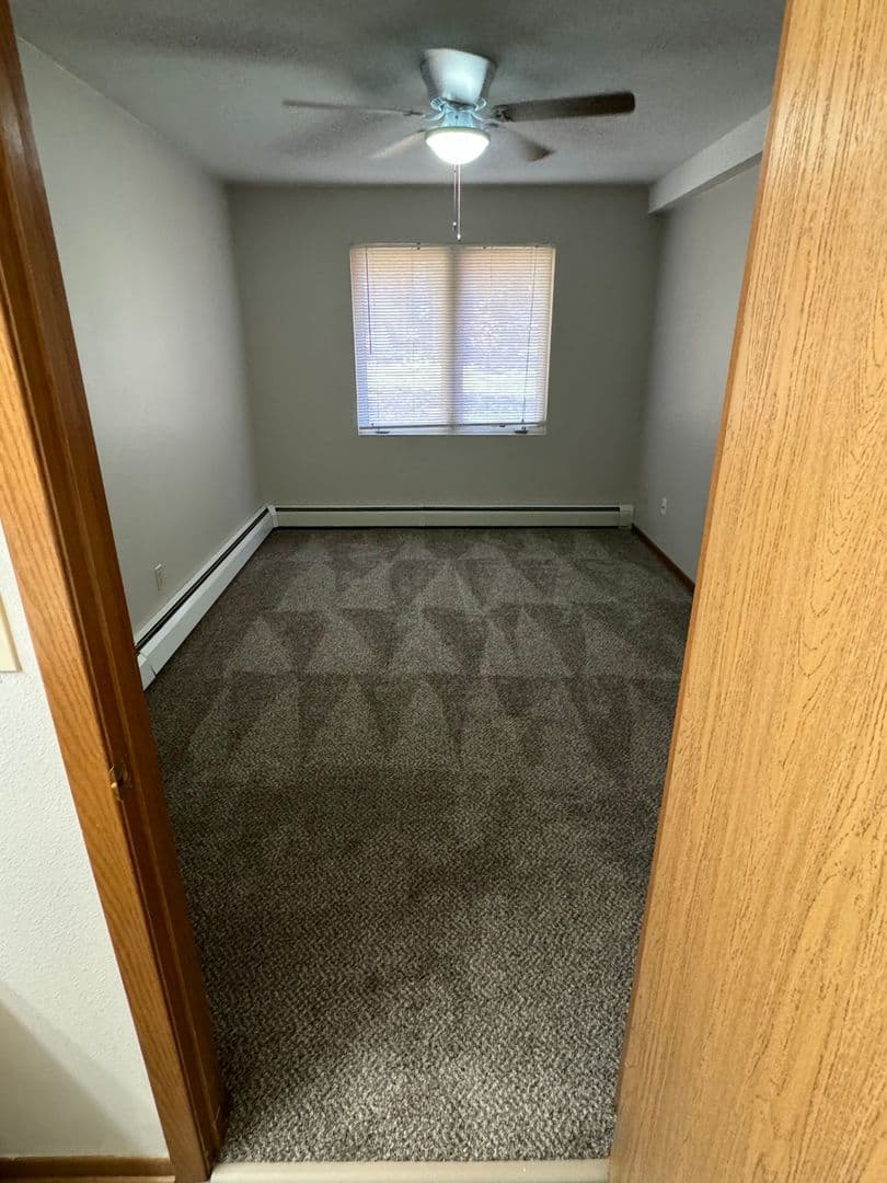 West Des Moines Apartment: 2625 Vine Street