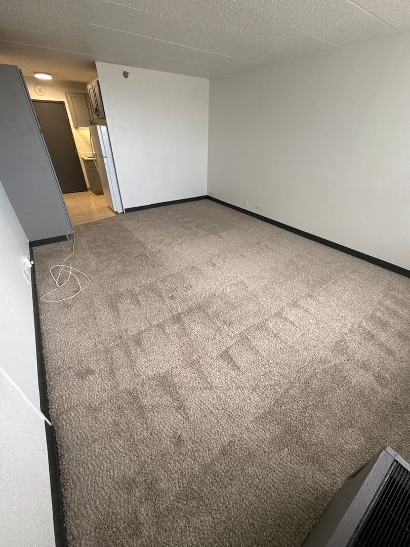 Clive Apartment: 11040 Hickman Road