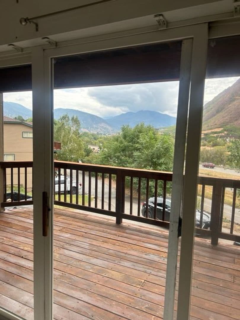 Glenwood Springs Apartment: 50483 Highway 6 & 24