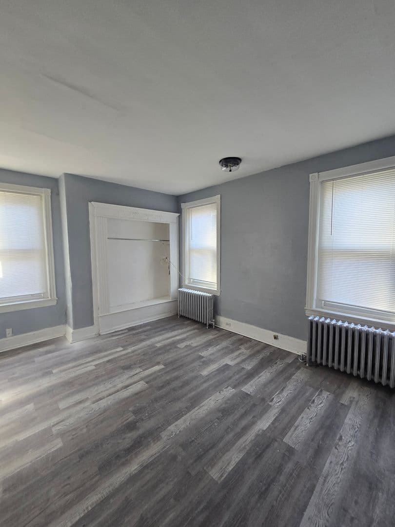 Philadelphia Apartment: 5122 Greene Street
