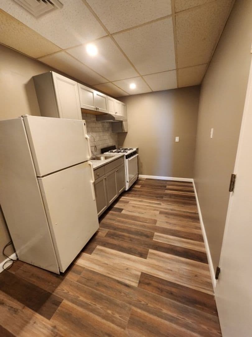 Philadelphia Apartment: 2940 N. 22nd St.