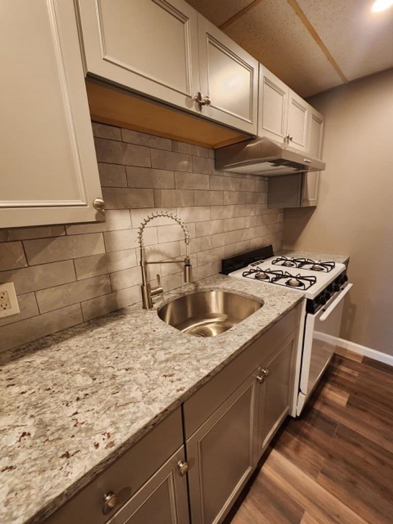 Philadelphia Apartment: 2940 N. 22nd St.