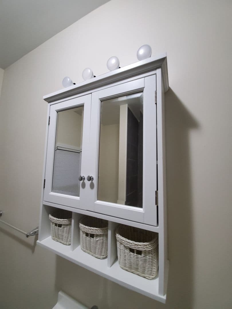 Philadelphia Apartment: 6532 Torresdale Ave