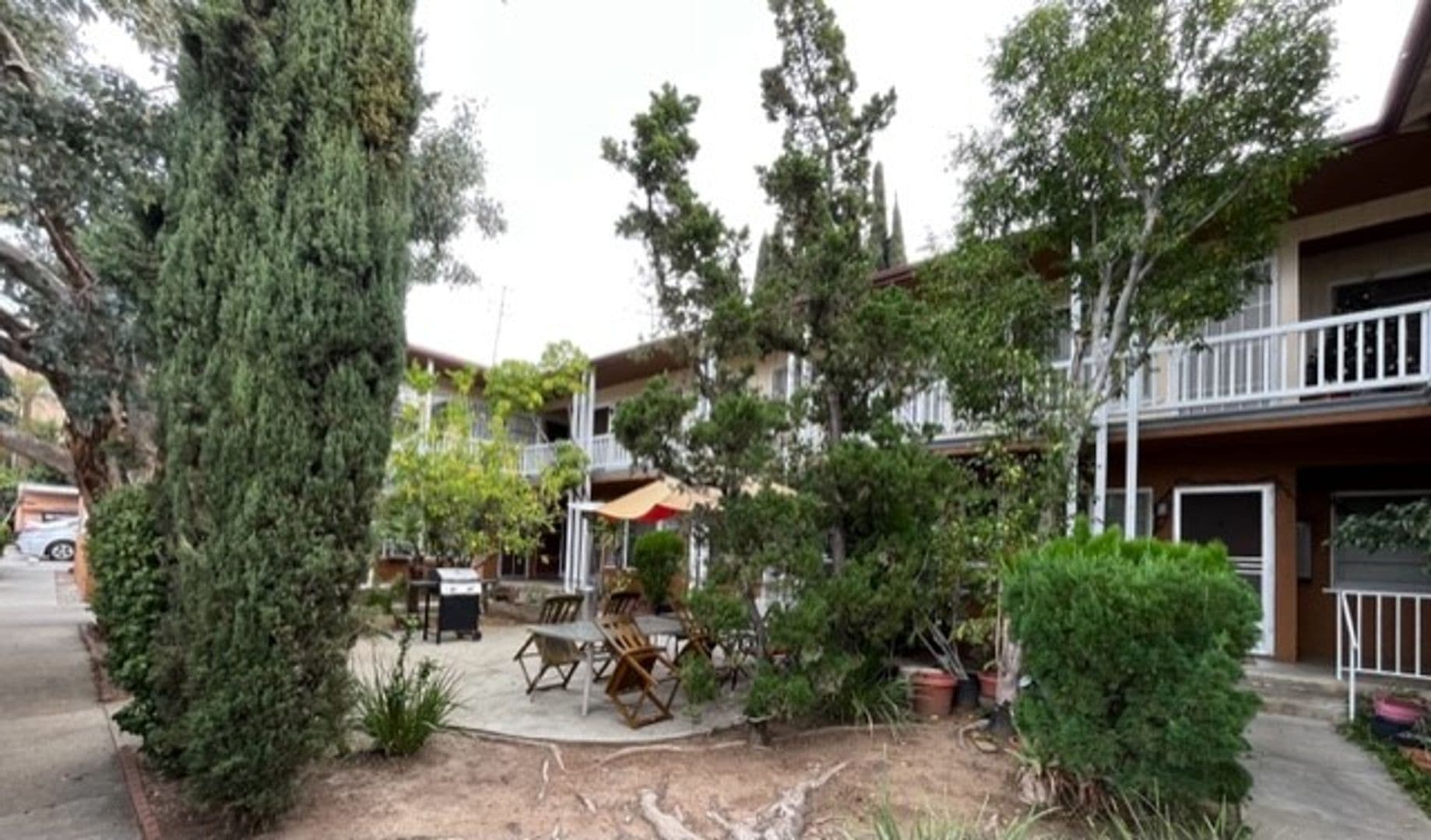 Glendale Apartment: 1515 E. Broadway