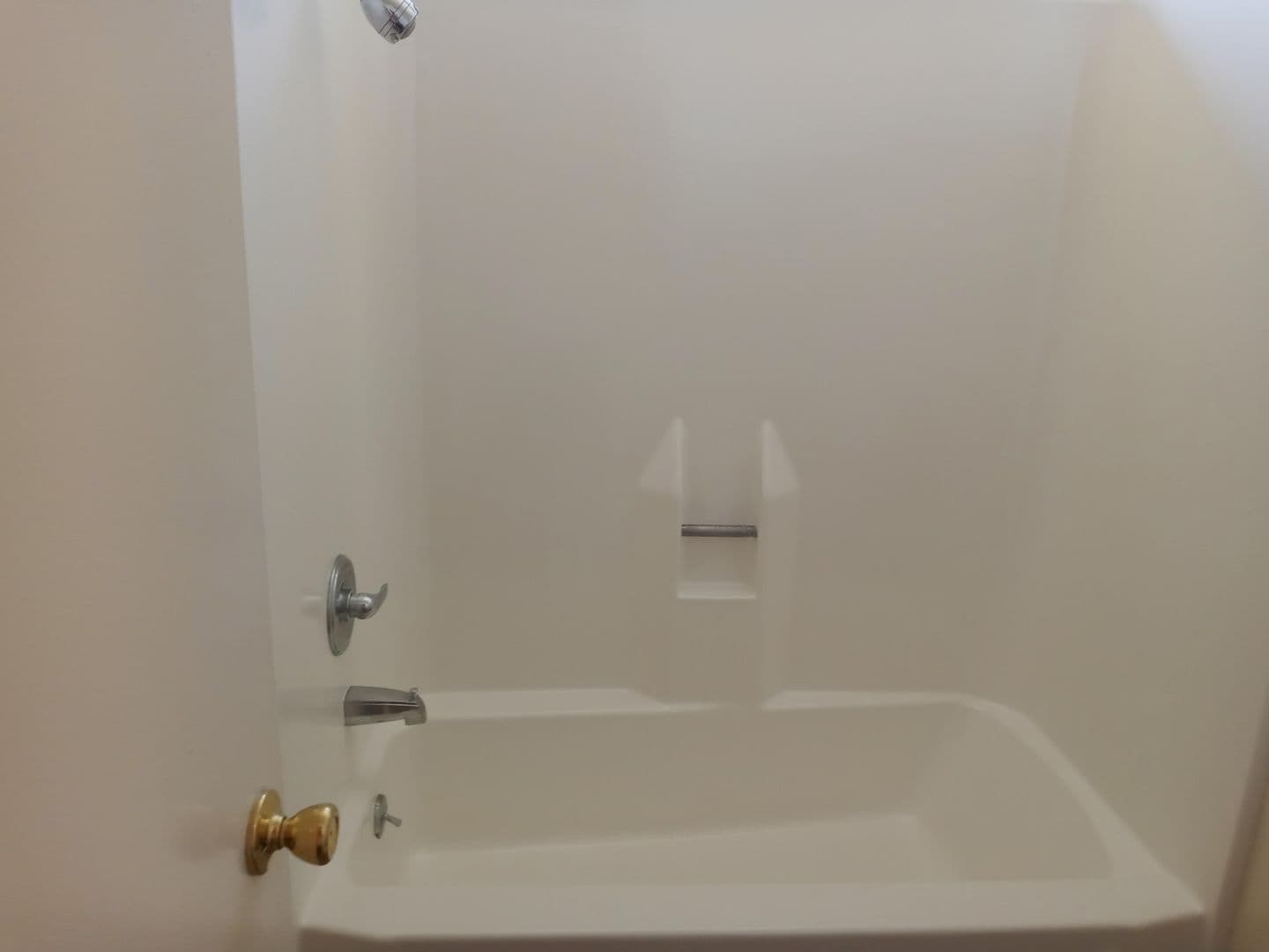 North Hollywood Apartment: 6129 N. Cahuenga Boulevard
