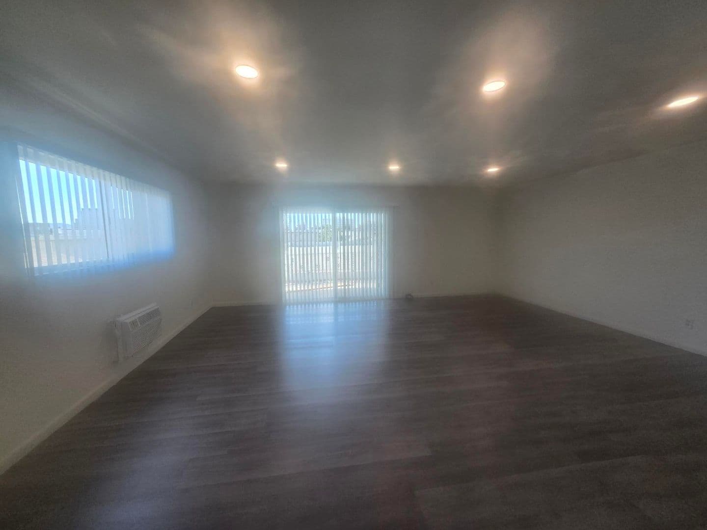 Glendale Apartment: 322 N. Isabel Street