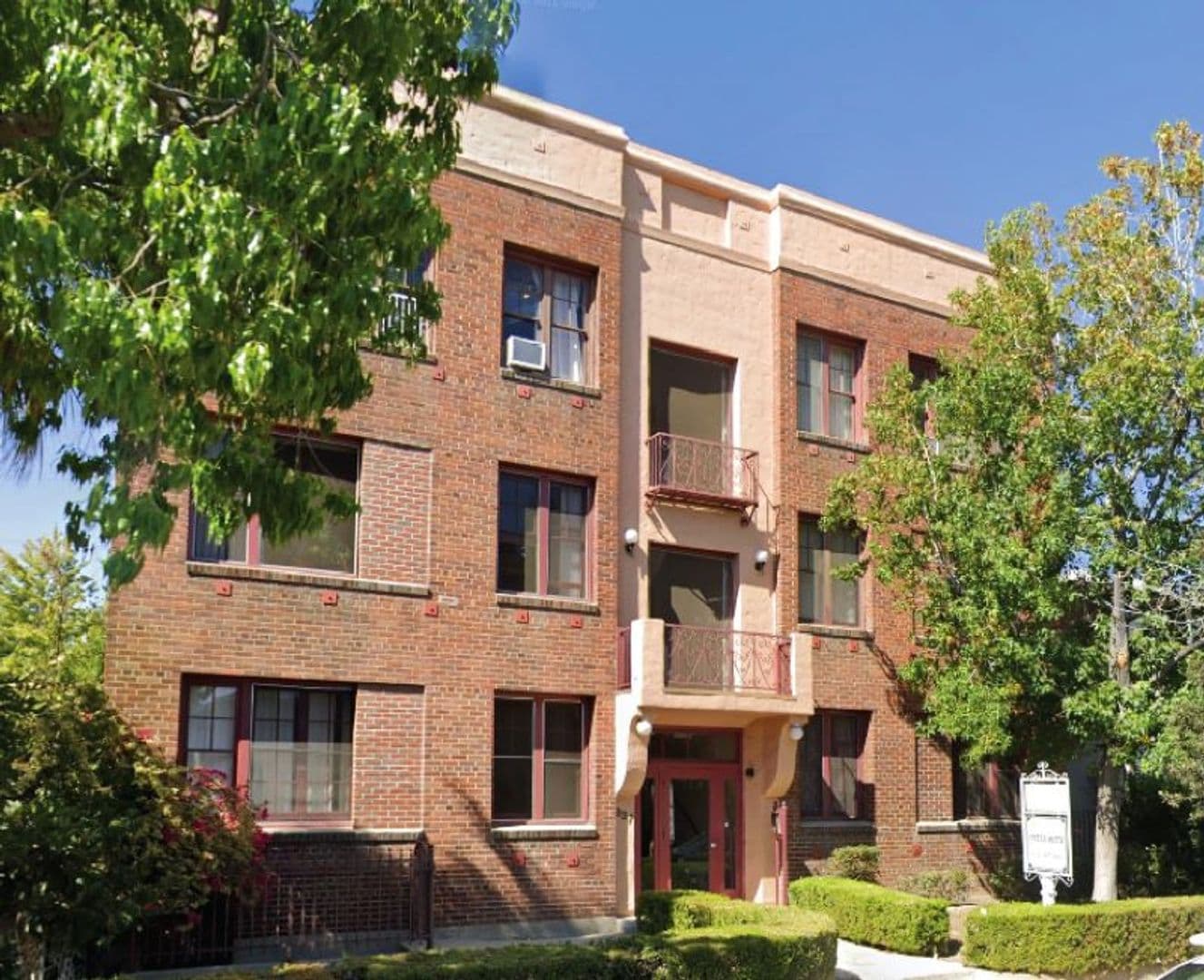 Glendale Apartment: 337 W. Elk Avenue