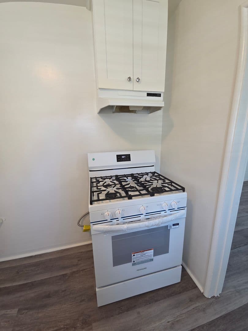 Glendale Apartment: 617-621 N. Columbus Avenue