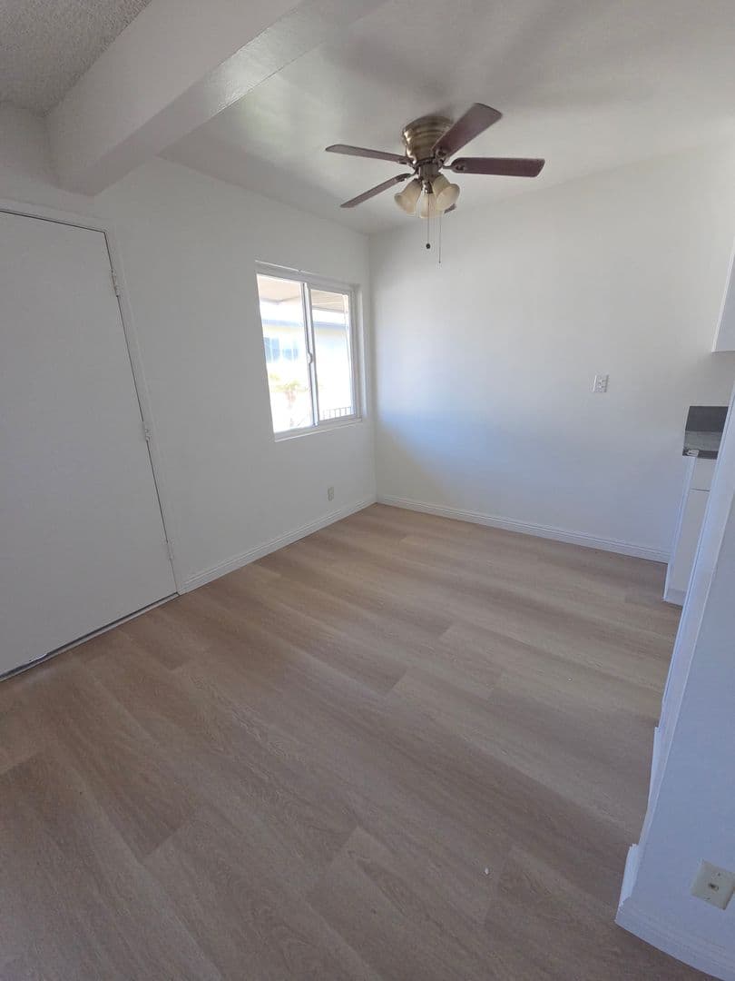 Glendale Apartment: 812 S. Glendale Avenue
