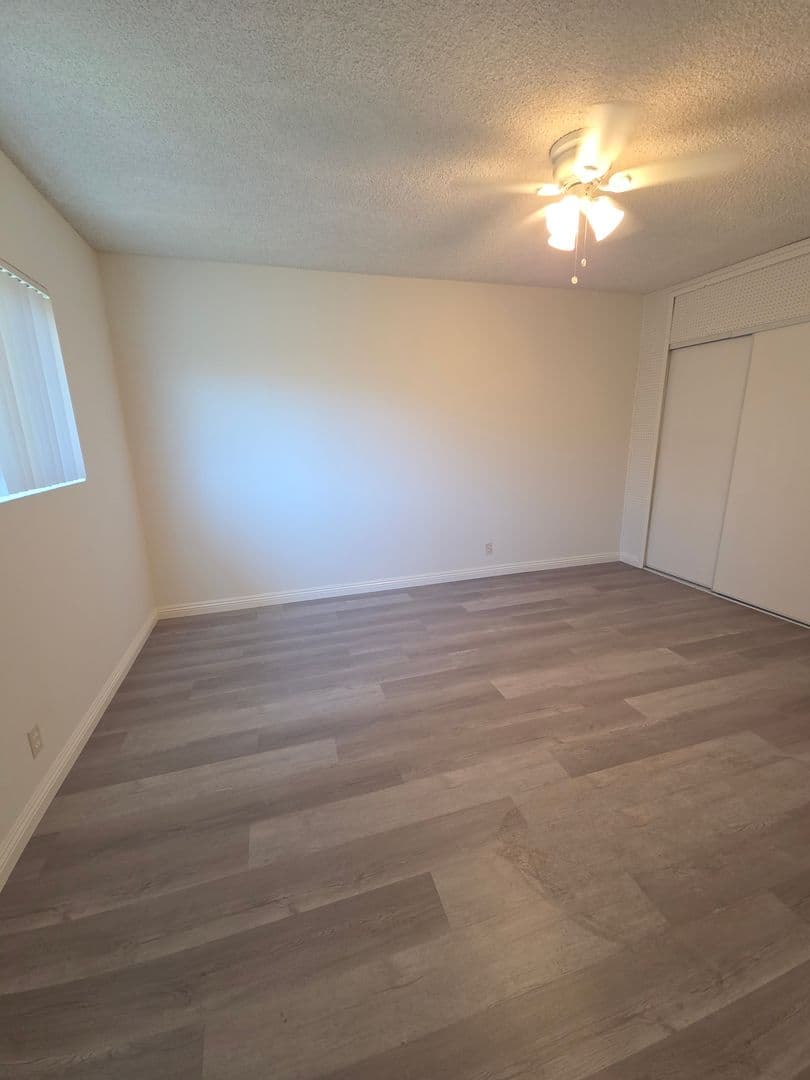 Glendale Apartment: 812 S. Glendale Avenue