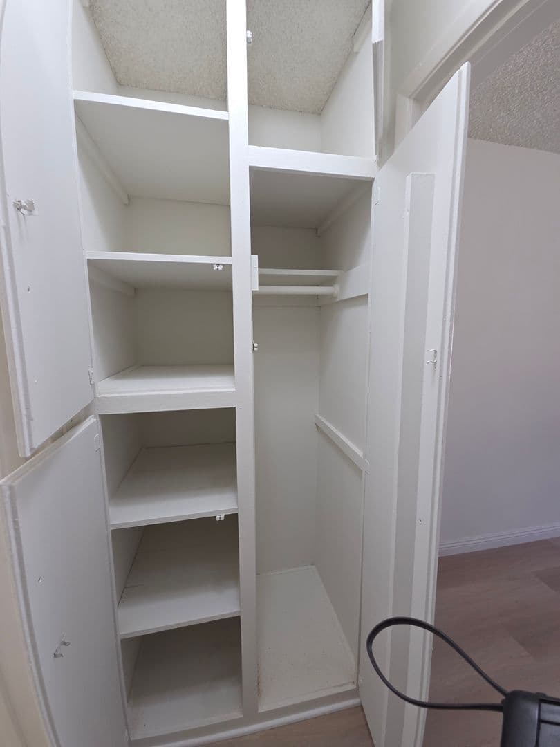 Glendale Apartment: 812 S. Glendale Avenue