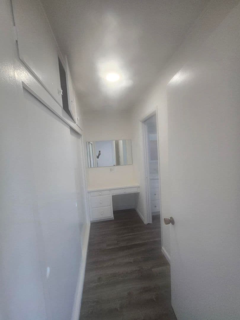 Glendale Apartment: 322 N. Isabel Street