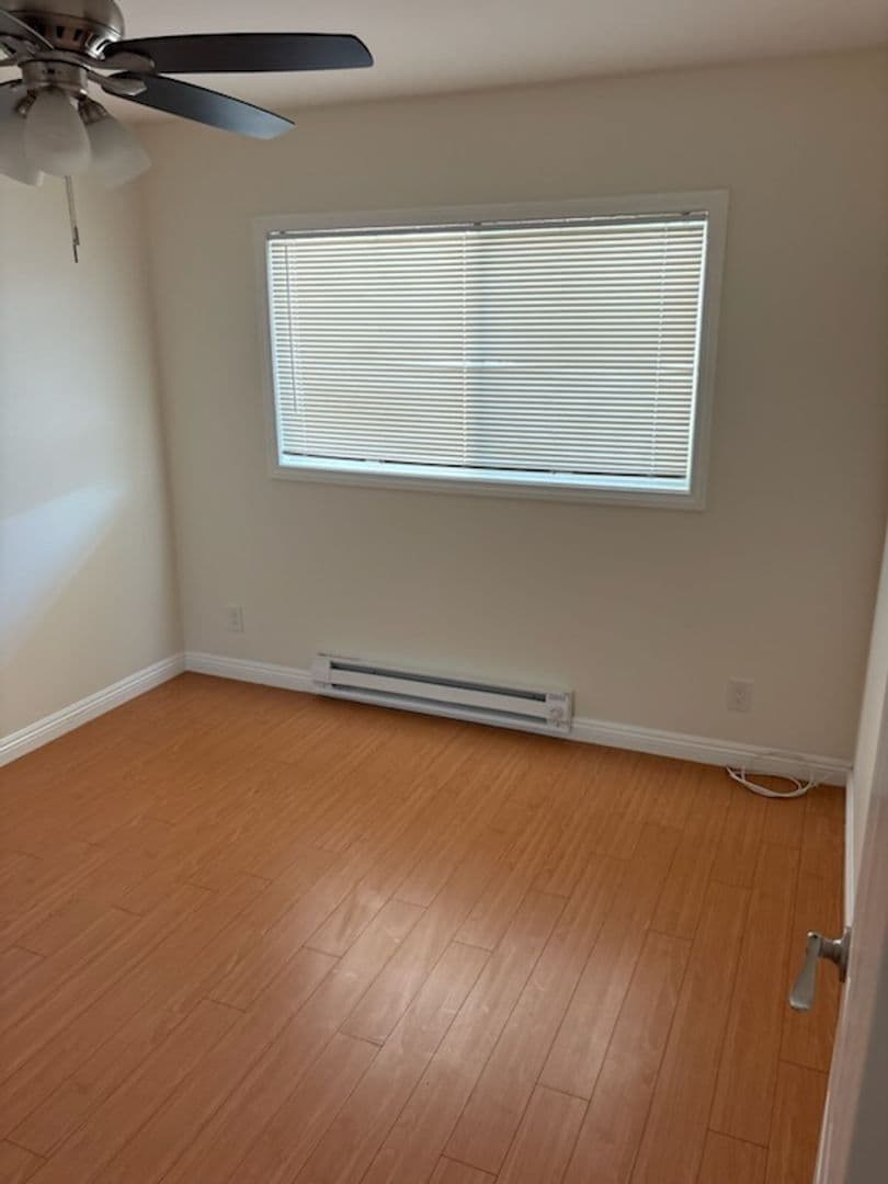 Reseda Apartment: 7261 Amigo Ave.