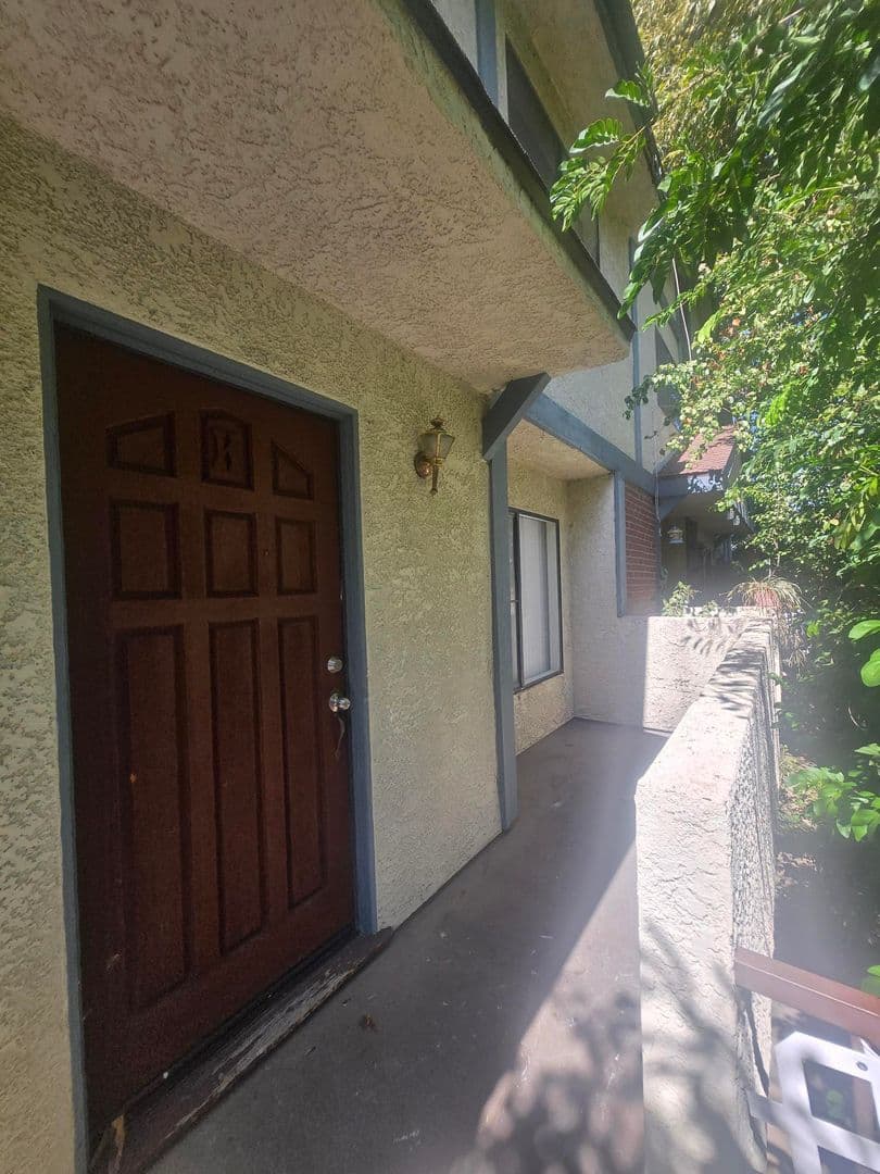 Burbank Apartment: 400 S. Keystone Street